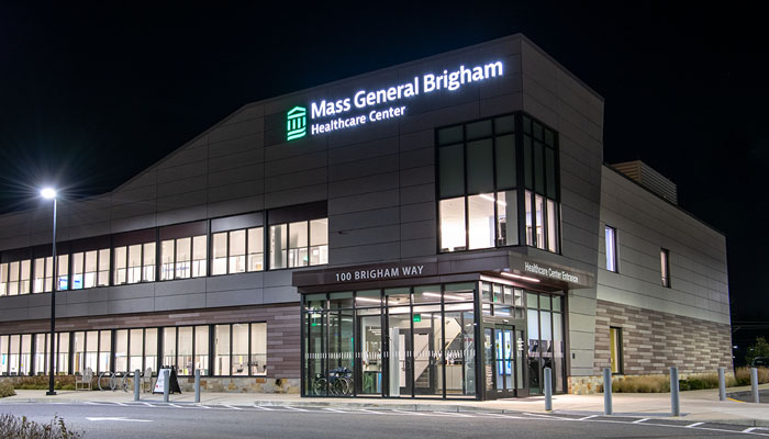 Mass General Brigham Healthcare Center (Westwood), 100 Brigham Way, University Station, Westwood, MA